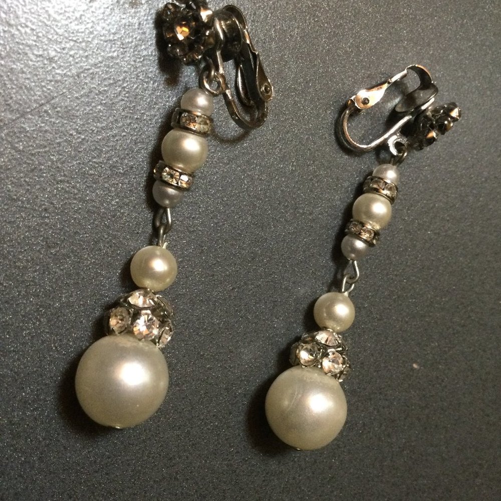 Faux Pearls and diamonds Clip-on Earrings 2 1/4" Inch dangle Costume Jewelry